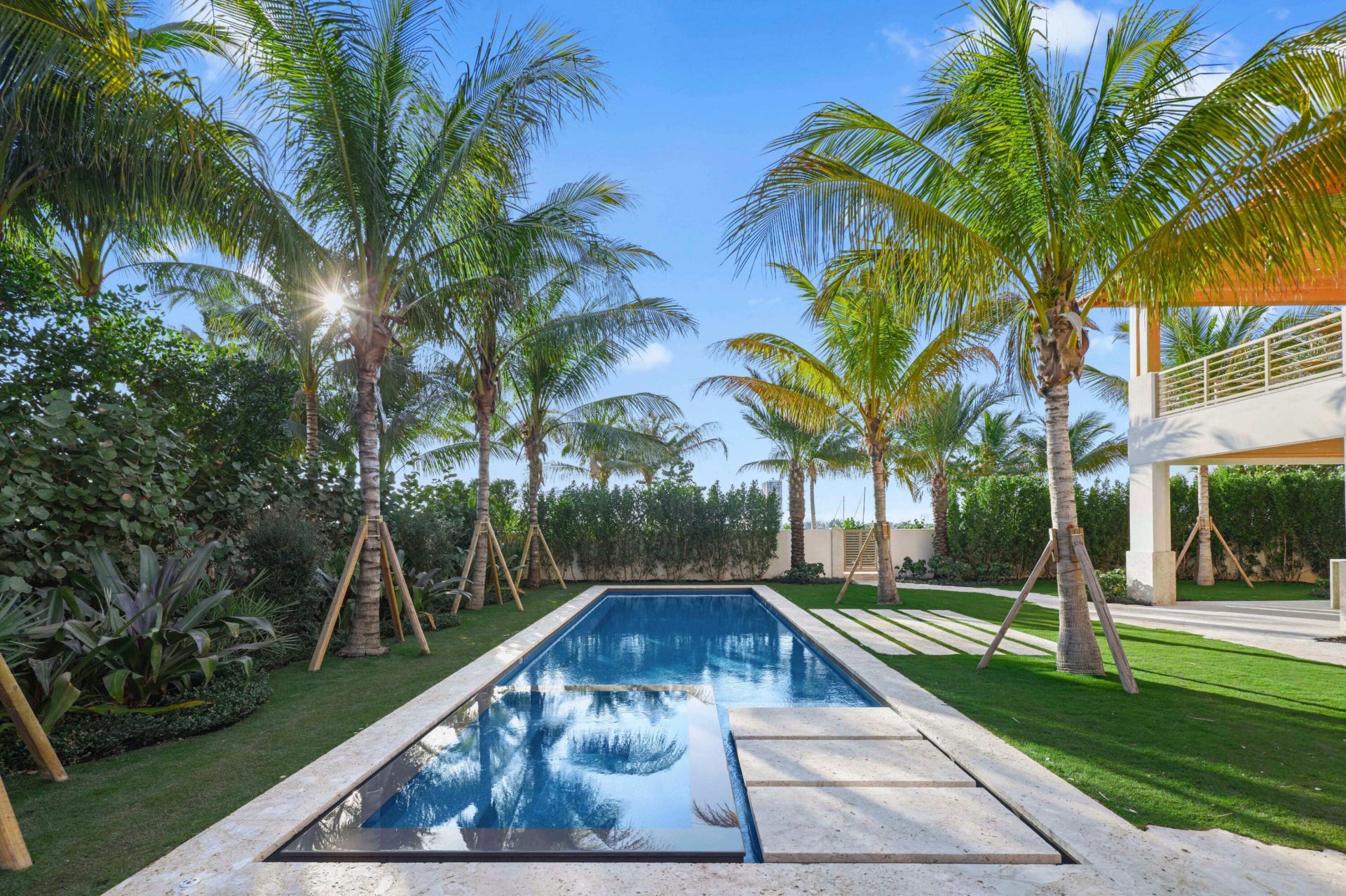 1265 N Lake Way, Palm Beach, FL 33480 Photo