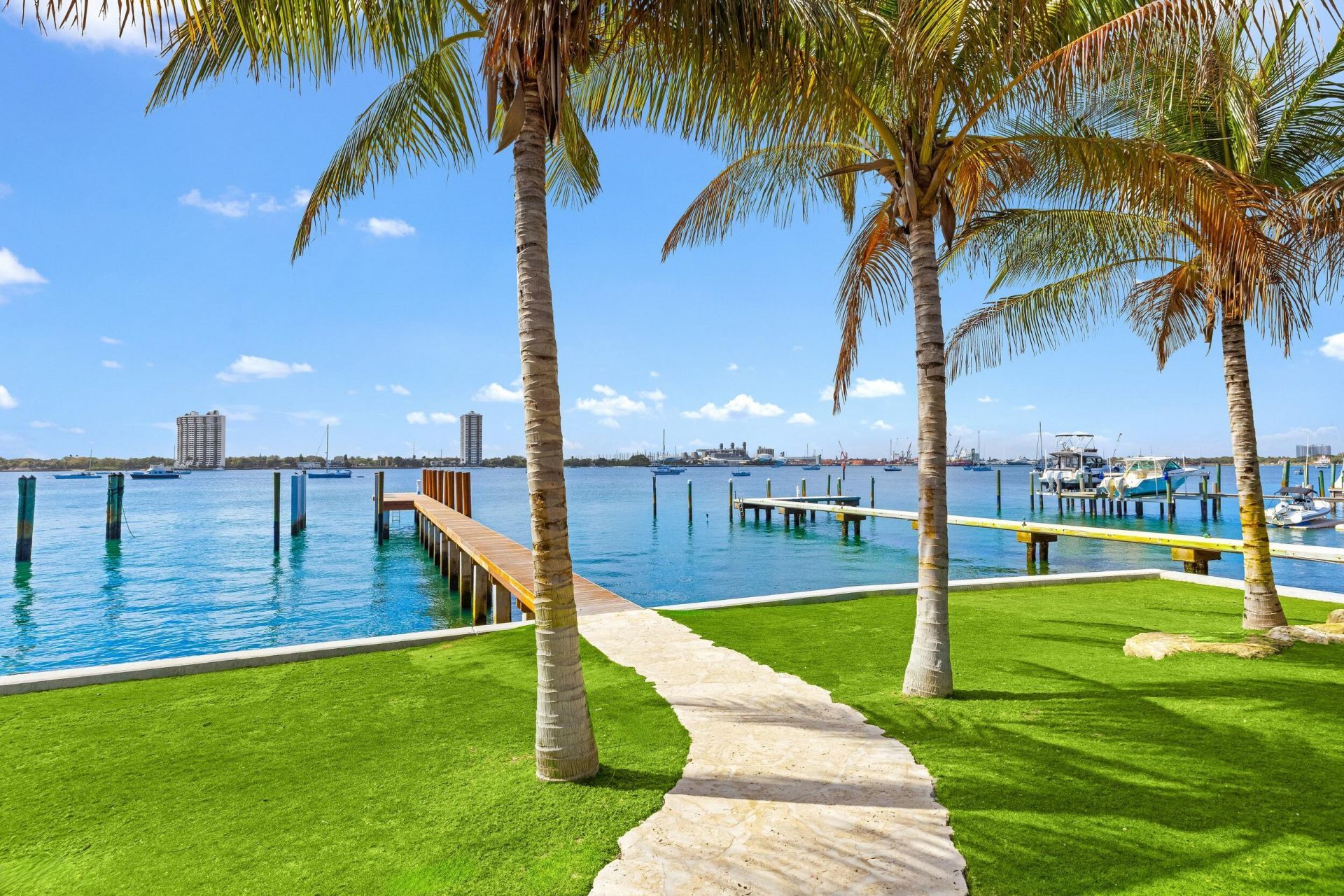 1265 N Lake Way, Palm Beach, FL 33480 Photo