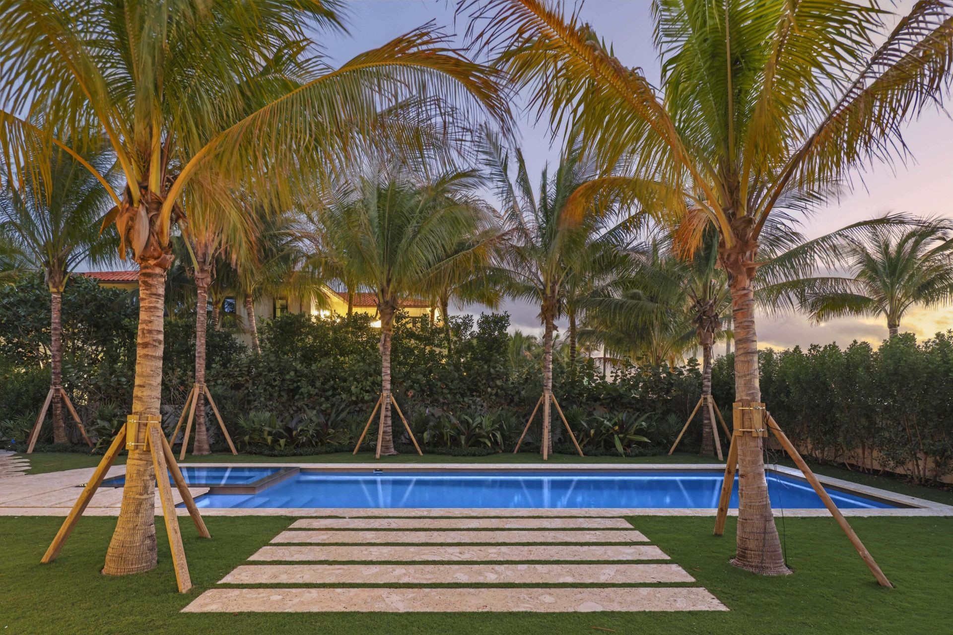 1265 N Lake Way, Palm Beach, FL 33480 Photo