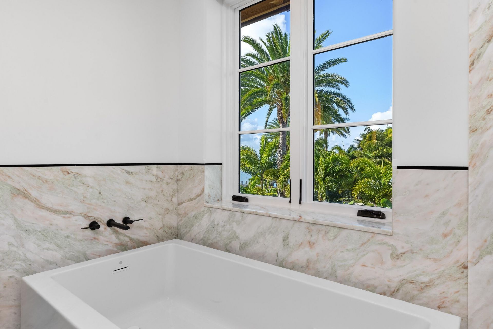 1265 N Lake Way, Palm Beach, FL 33480 Photo