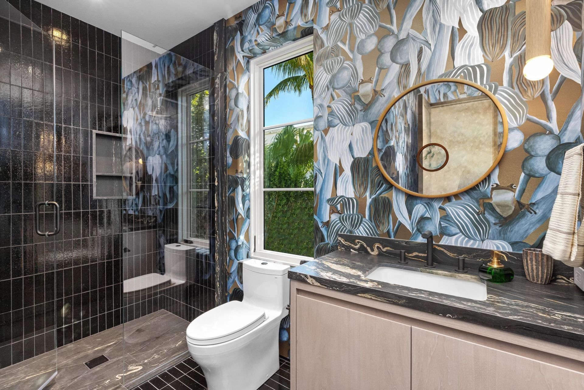 1265 N Lake Way, Palm Beach, FL 33480 Photo