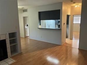806 W 24 St, Unit 105, Austin, TX 78705 Main Photo