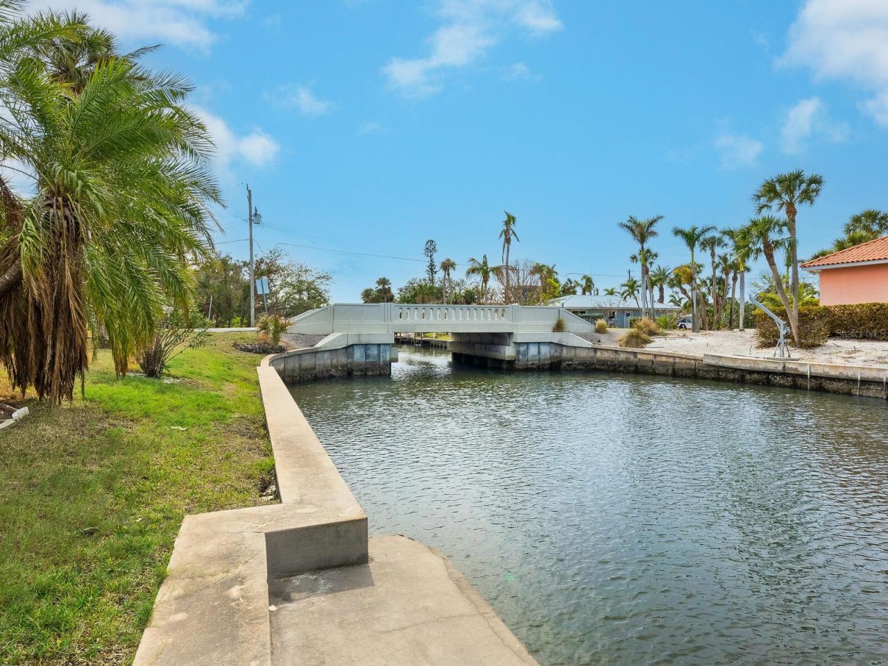 5560 Shadow Lawn Drive, Sarasota, FL 34242 Photo