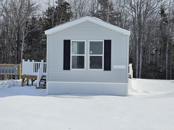 6 Goose Neck Road, Hancock, ME 04640