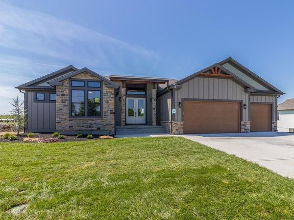 1809 Halls Creek Avenue, Raymore, MO 64083