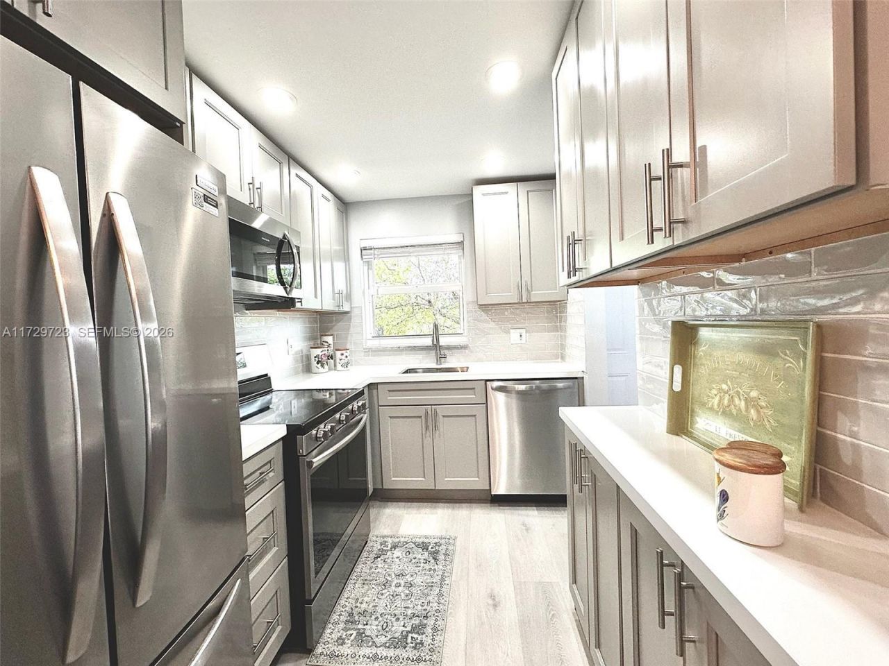 2600 W Sunrise Lakes Dr, Unit 209, Sunrise, FL 33322 Photo