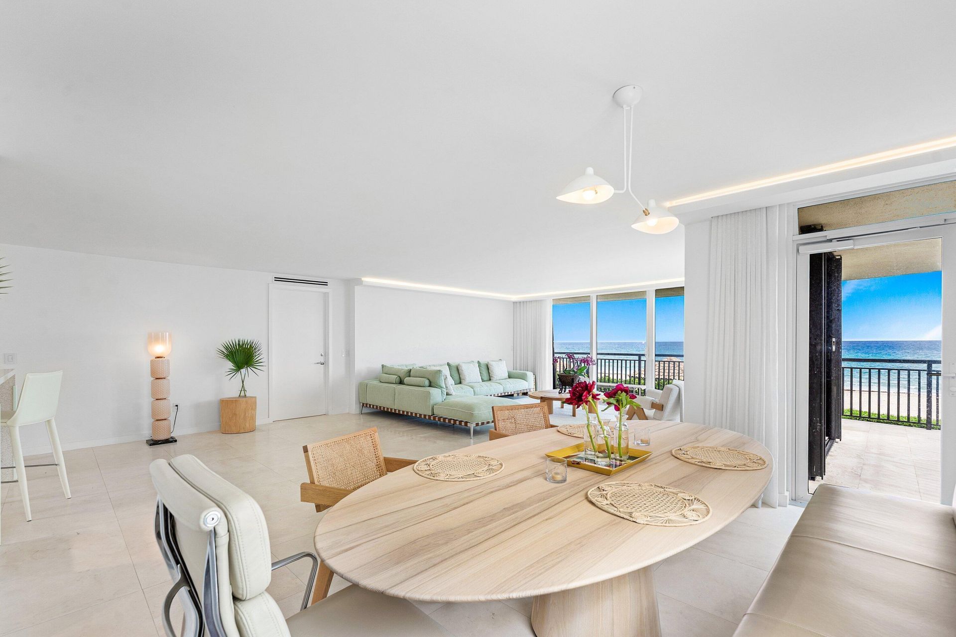 3951 N Ocean Boulevard, Unit 201, Gulf Stream, FL 33483 Photo