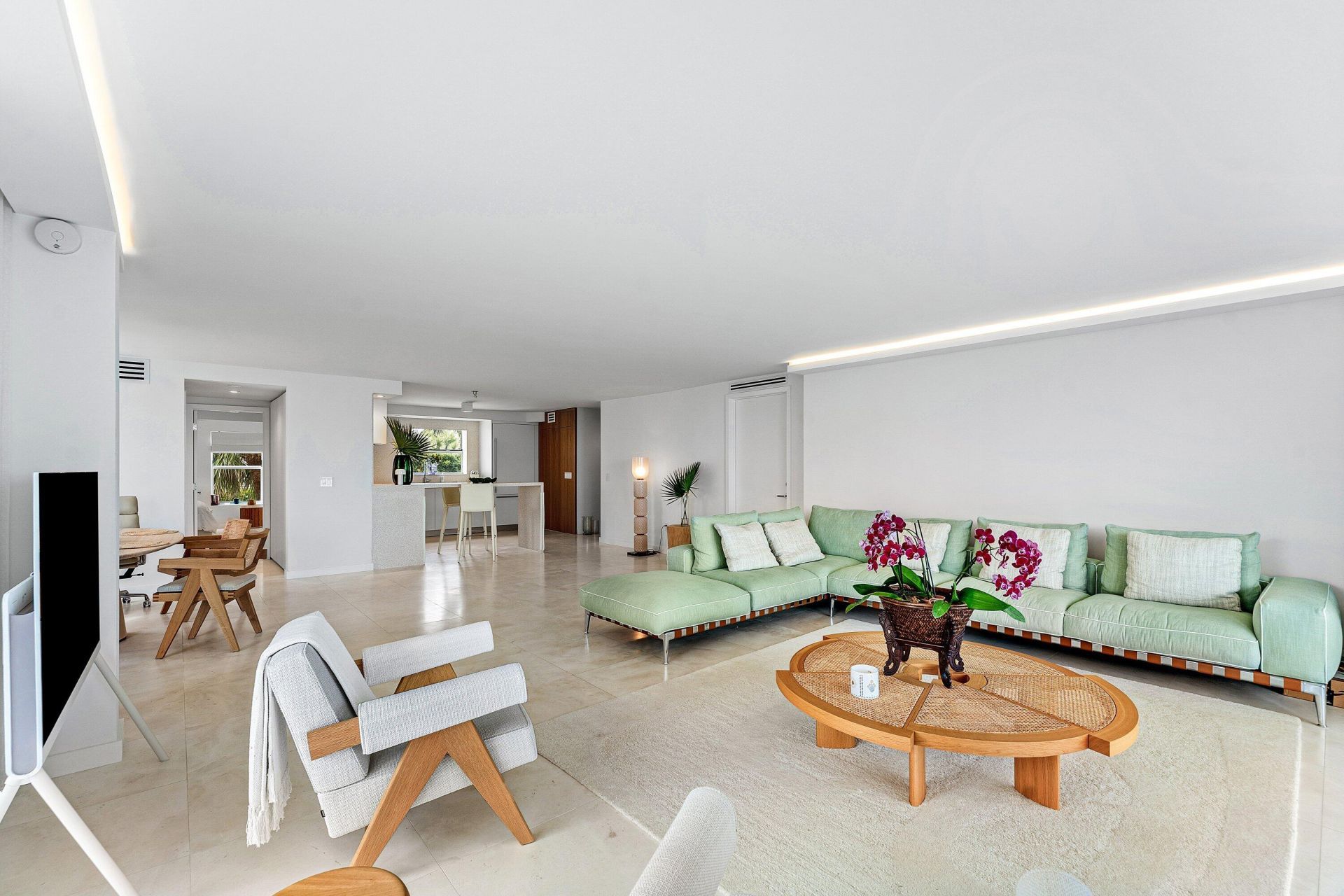 3951 N Ocean Boulevard, Unit 201, Gulf Stream, FL 33483 Photo