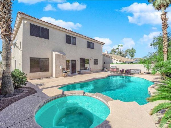 9852 Snowy Canyon Court, Las Vegas, NV 89183