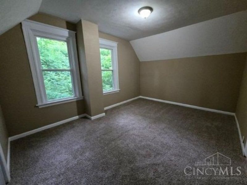 4556 Hamilton Avenue, Cincinnati, OH 45223 Photo 7
