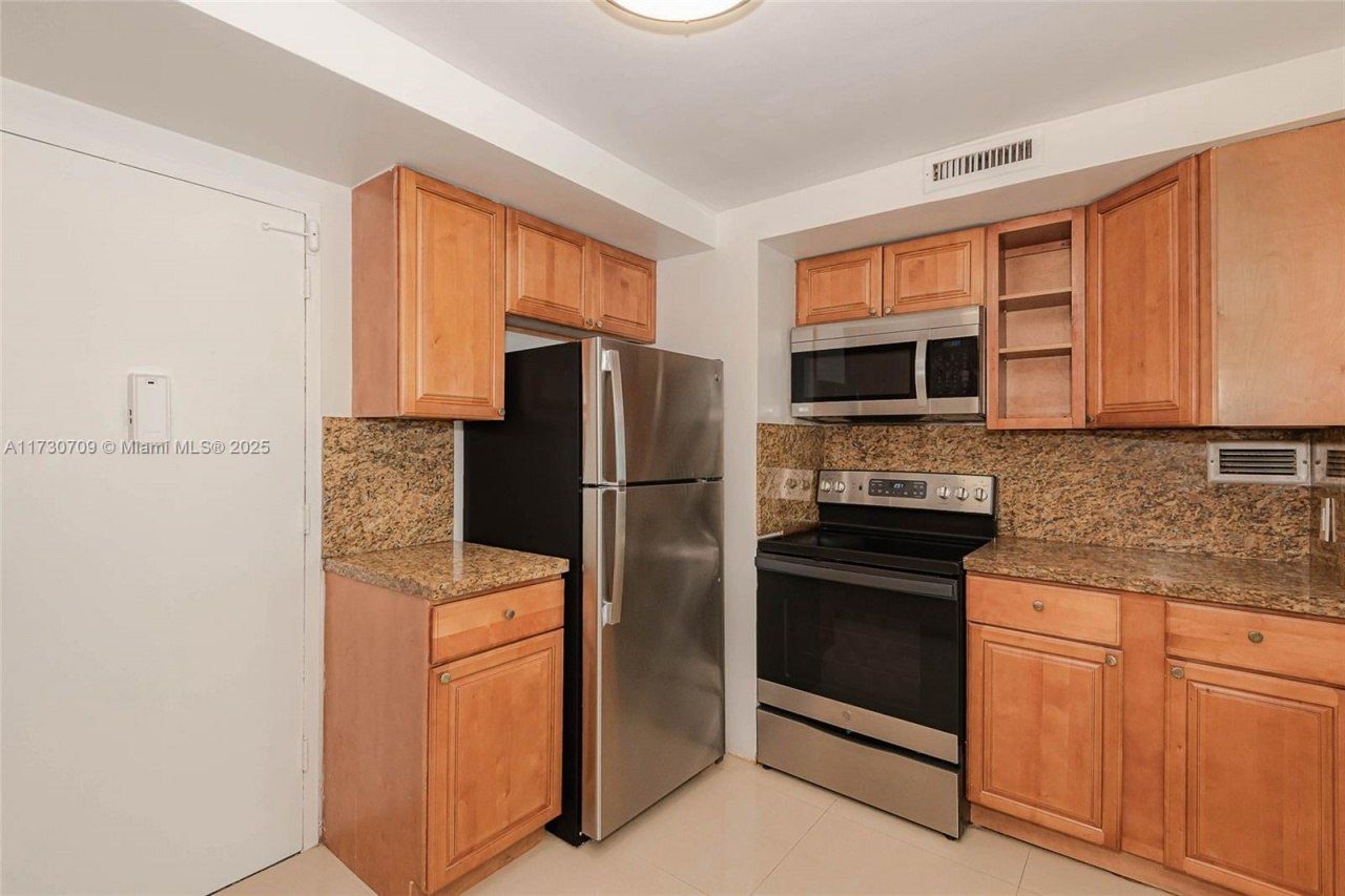 3505 S Ocean Dr, Unit 1411, Hollywood, FL 33019 Photo