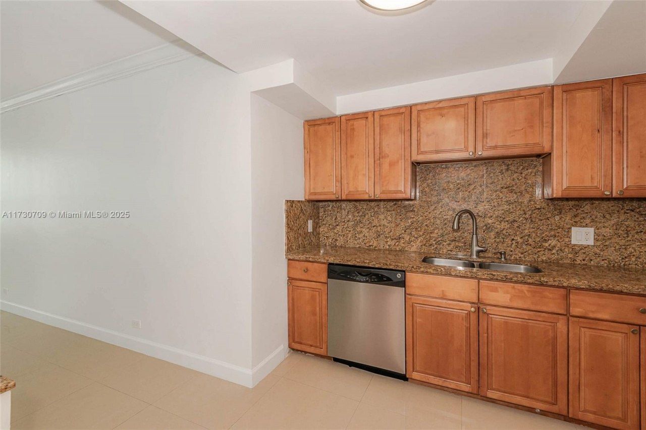 3505 S Ocean Dr, Unit 1411, Hollywood, FL 33019 Photo