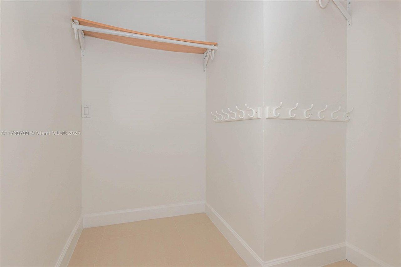 3505 S Ocean Dr, Unit 1411, Hollywood, FL 33019 Photo