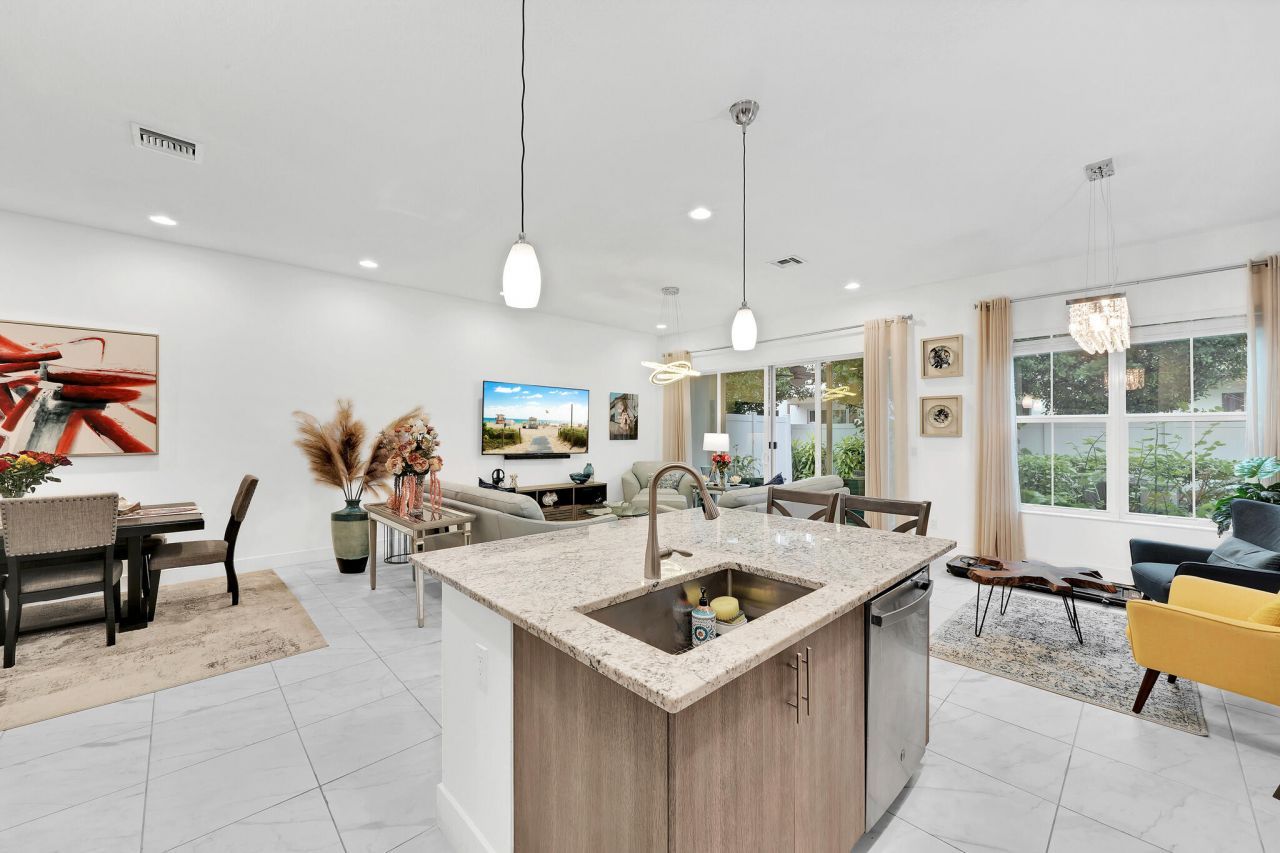 4821 Pointe Midtown Road, Palm Beach Gardens, FL 33418 Photo