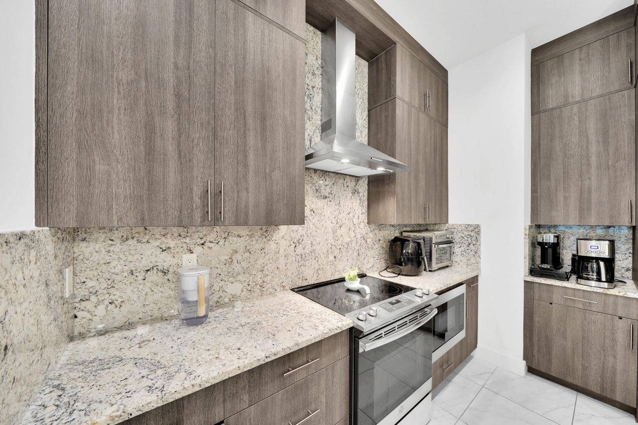 4821 Pointe Midtown Road, Palm Beach Gardens, FL 33418 Photo