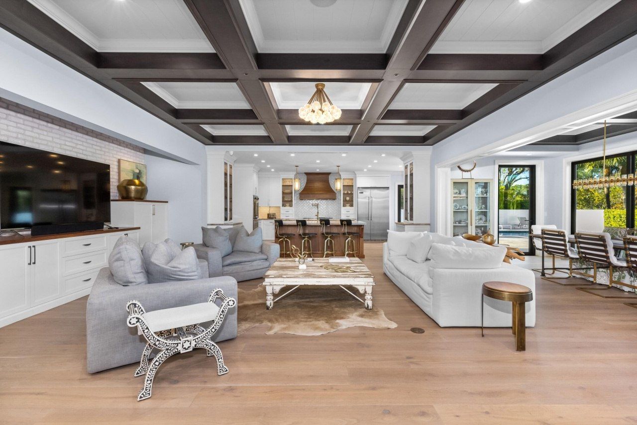 39 Country Road S, Village of Golf, FL 33436 Photo