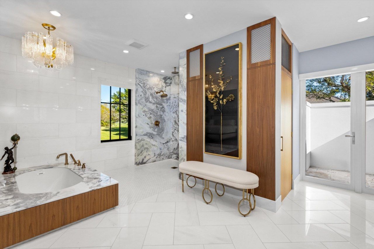 39 Country Road S, Village of Golf, FL 33436 Photo