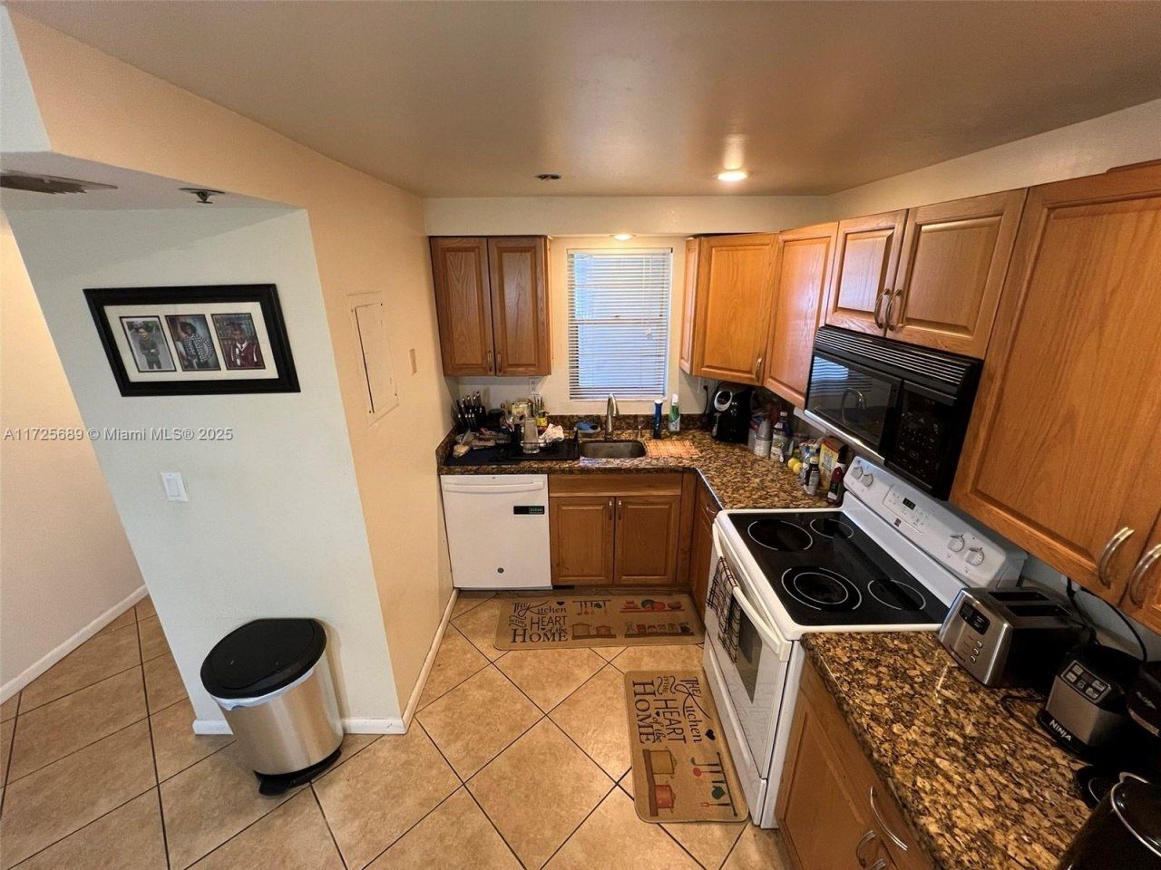 3300 W Rolling Hills Cir, Unit 102, Davie, FL 33328 Photo