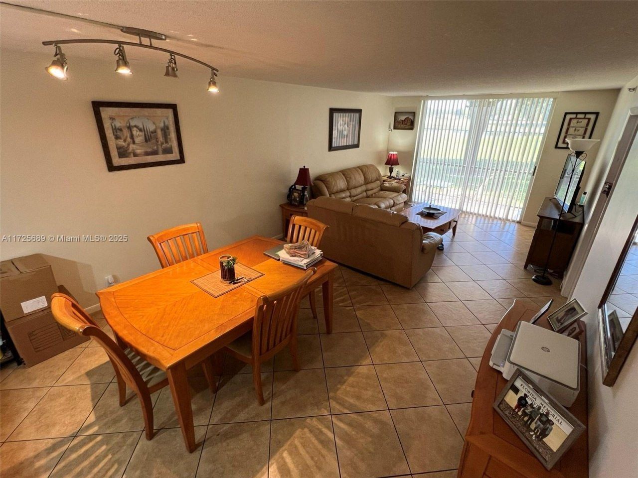 3300 W Rolling Hills Cir, Unit 102, Davie, FL 33328 Photo