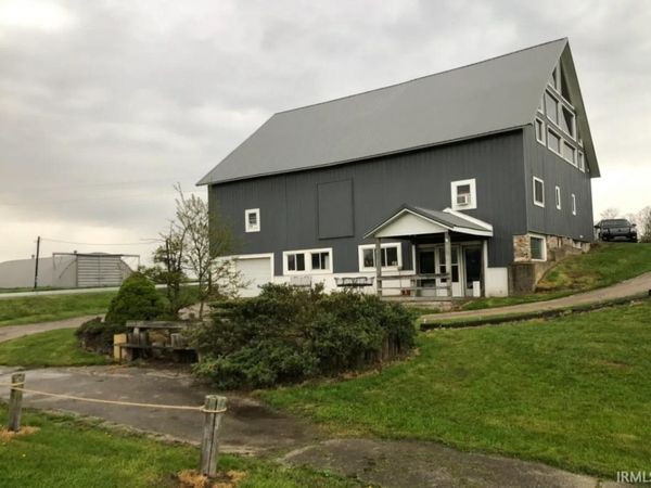 625 N State 75 Road, Flora, IN 46929