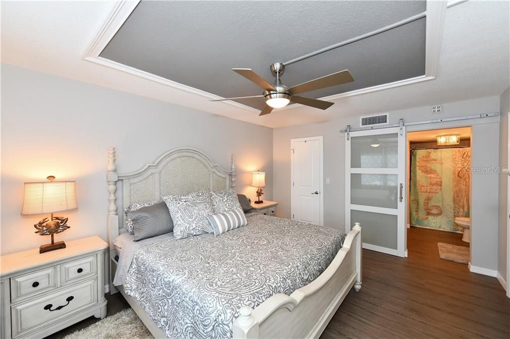 800 Benjamin Franklin Drive, Unit 403, Sarasota, FL 34236 Photo