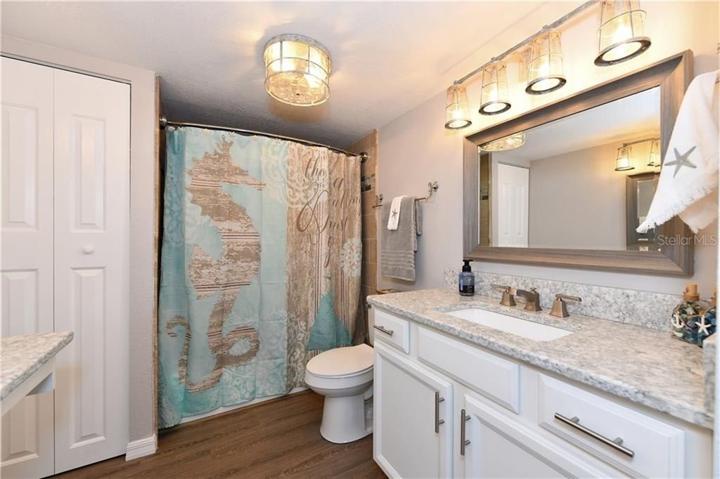 800 Benjamin Franklin Drive, Unit 403, Sarasota, FL 34236 Photo