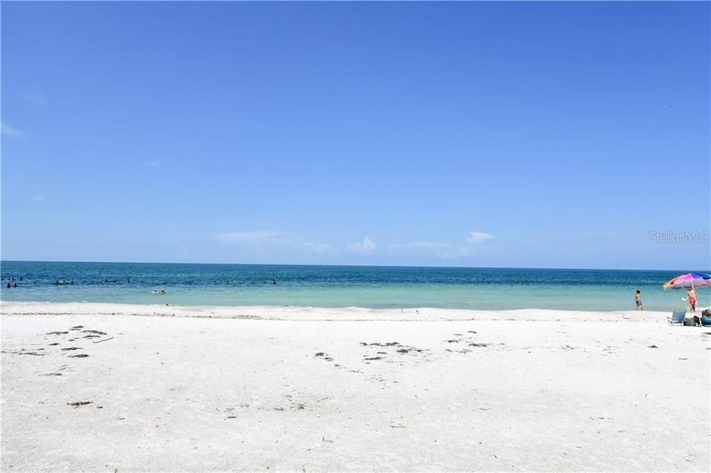 800 Benjamin Franklin Drive, Unit 403, Sarasota, FL 34236 Photo