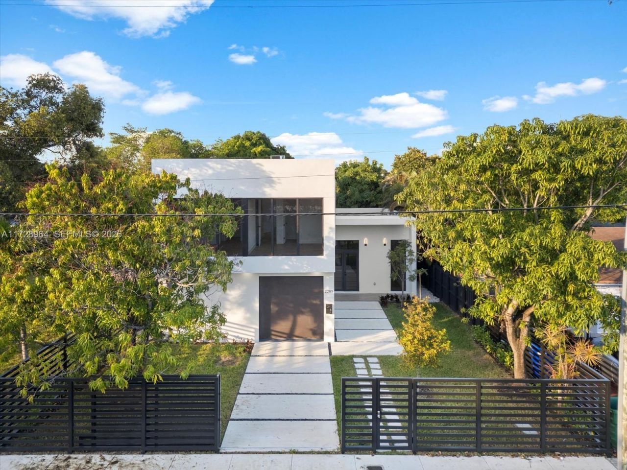 2285 SW 17th Ter, Miami, FL 33145 Photo