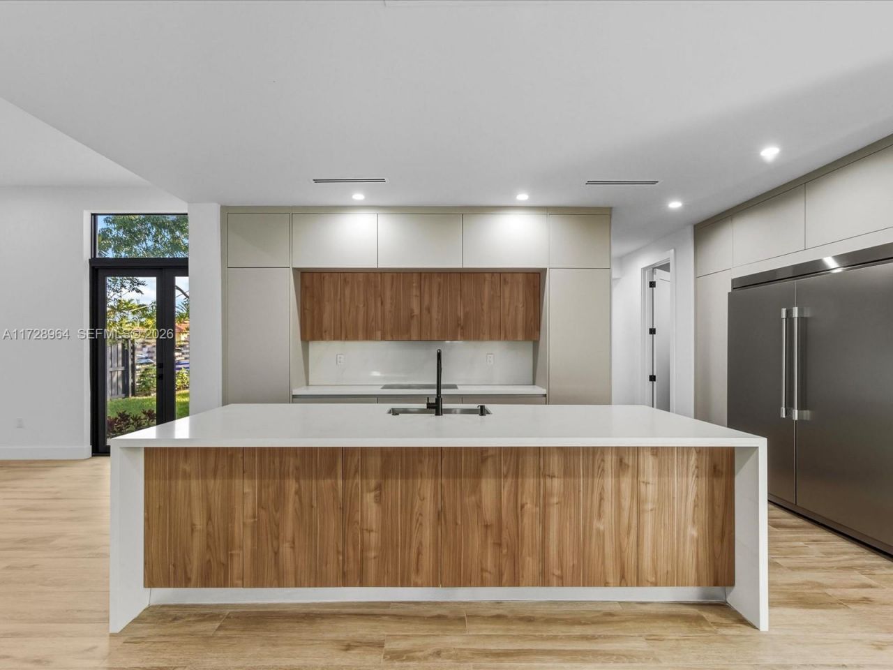 2285 SW 17th Ter, Miami, FL 33145 Photo