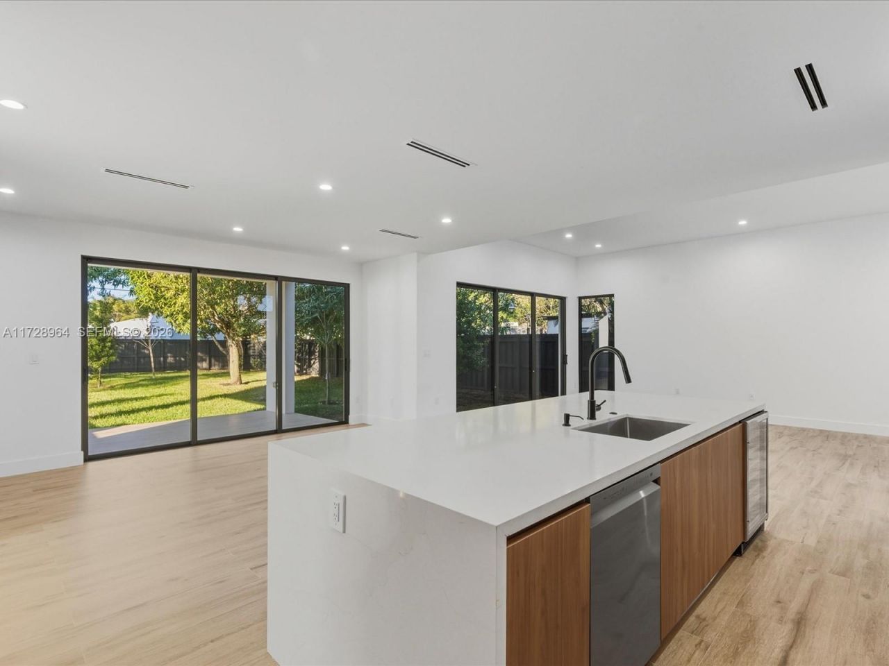 2285 SW 17th Ter, Miami, FL 33145 Photo