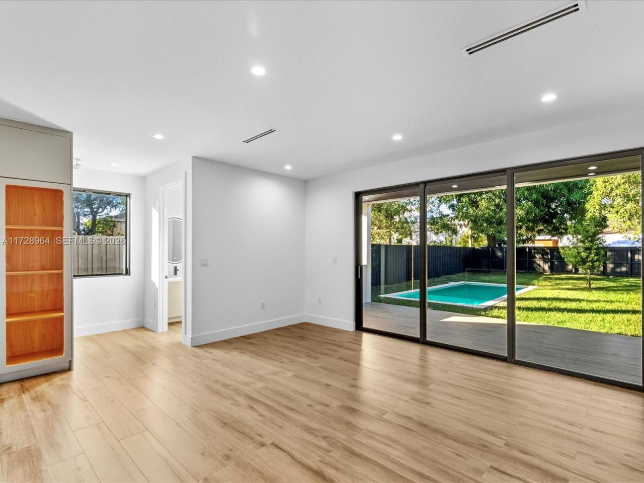 2285 SW 17th Ter, Miami, FL 33145 Photo