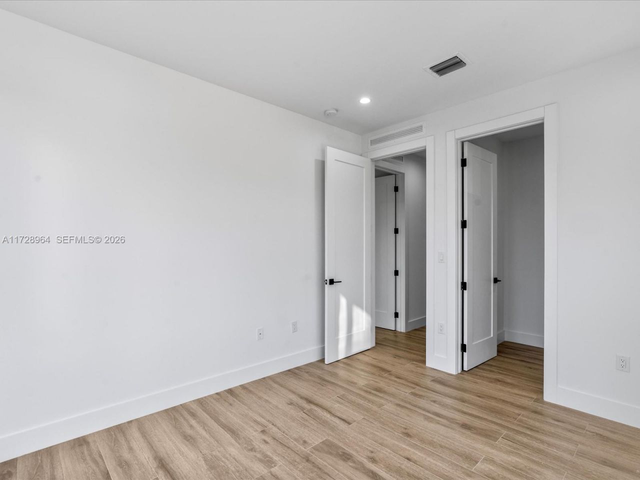 2285 SW 17th Ter, Miami, FL 33145 Photo