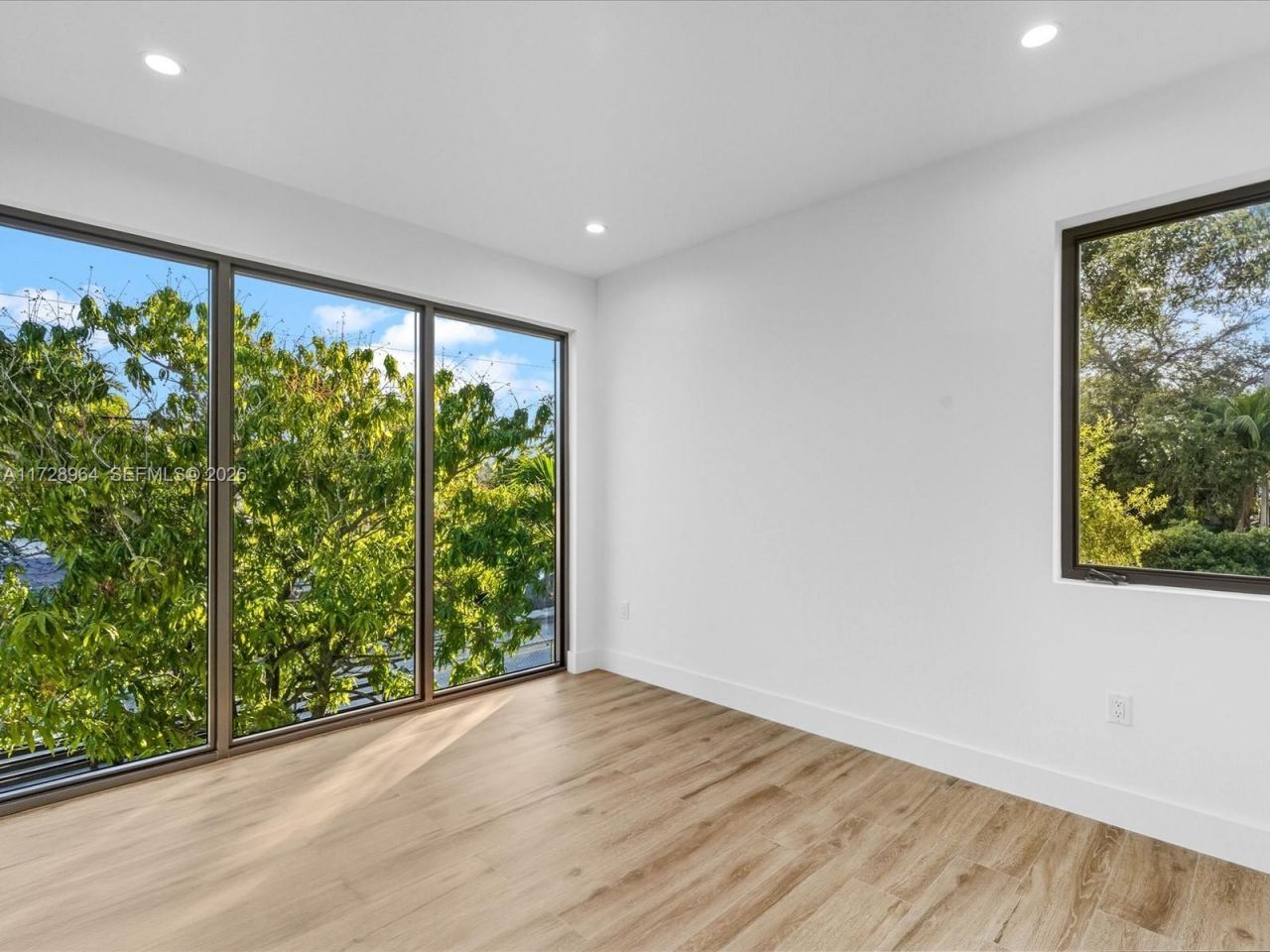 2285 SW 17th Ter, Miami, FL 33145 Photo