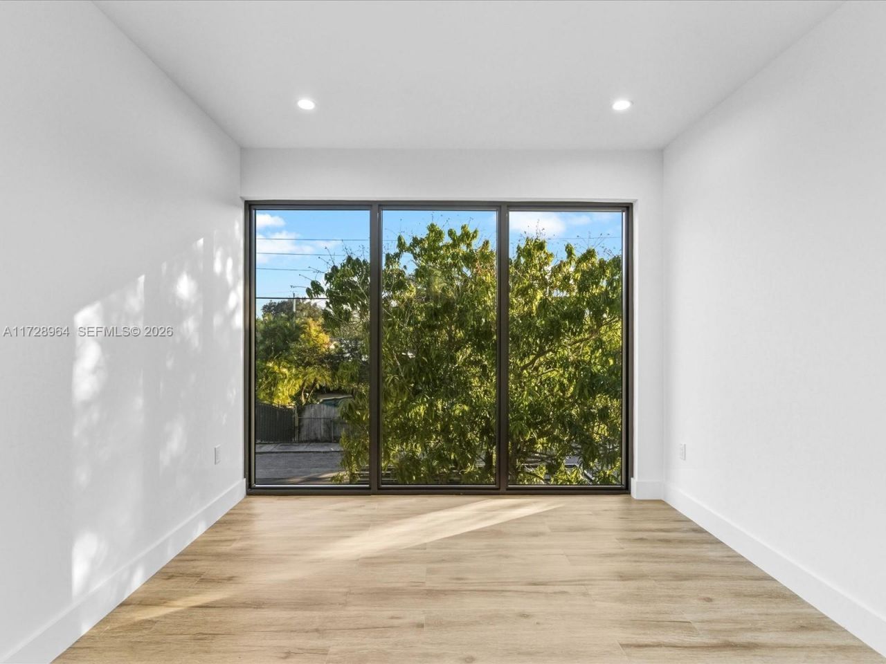 2285 SW 17th Ter, Miami, FL 33145 Photo