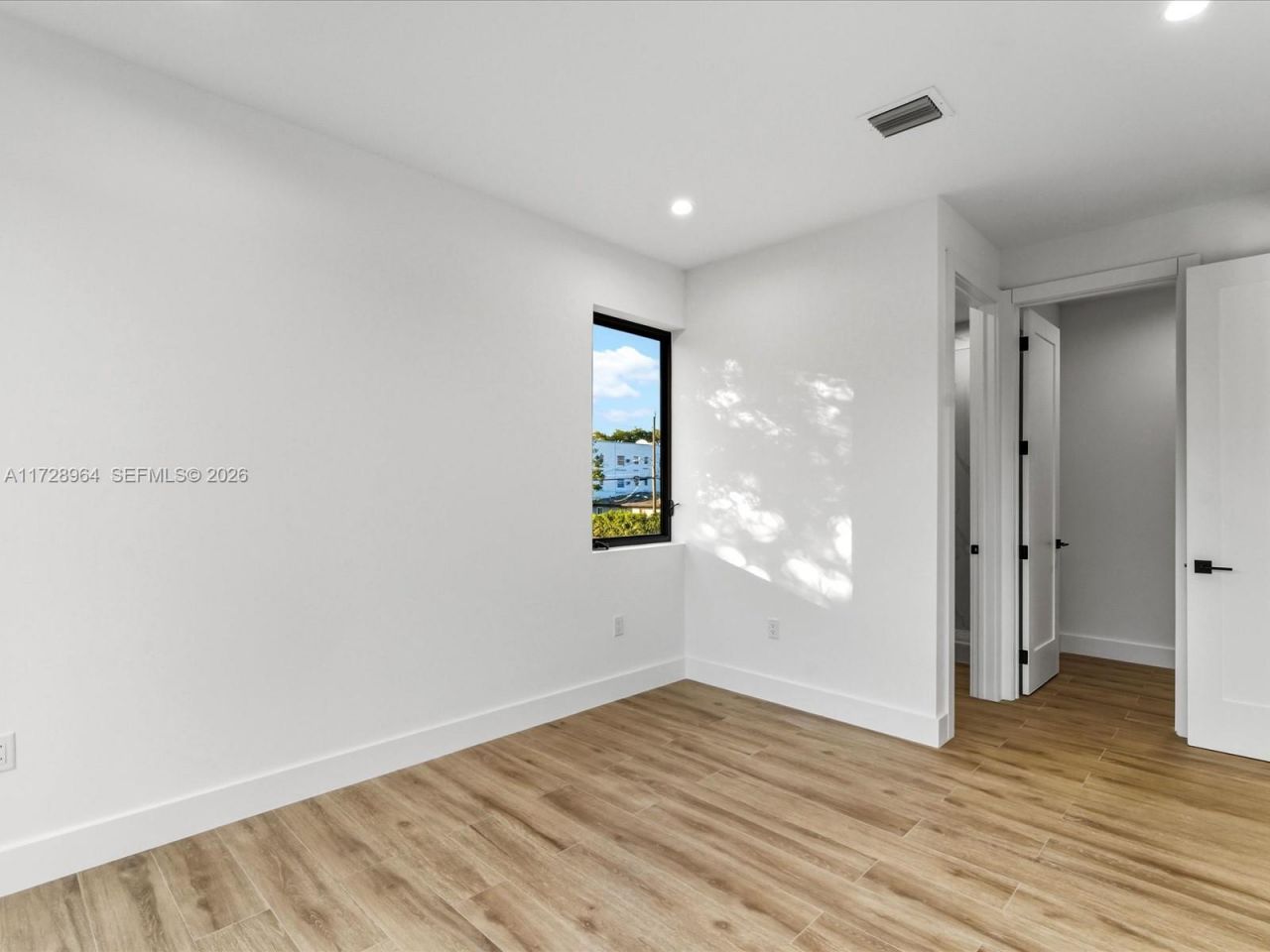 2285 SW 17th Ter, Miami, FL 33145 Photo