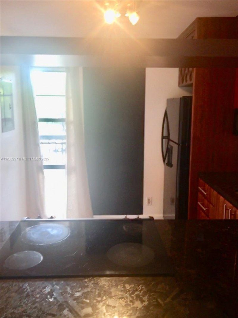 3101 N Country Club Drive, Unit 306, Aventura, FL 33180 Photo