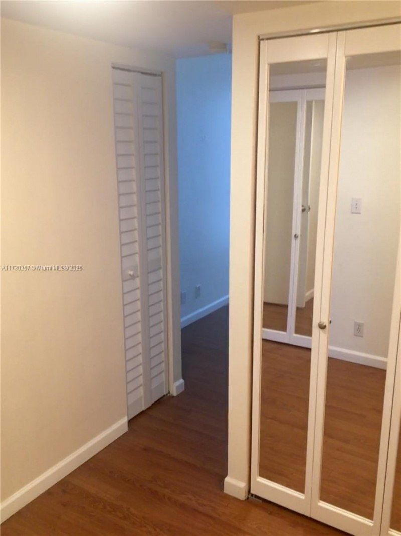 3101 N Country Club Drive, Unit 306, Aventura, FL 33180 Photo