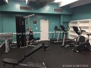 3101 N Country Club Drive, Unit 306, Aventura, FL 33180 Photo