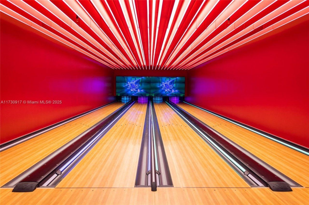 17901 Collins, Unit Ph4705, Sunny Isles Beach, FL 33160 Photo