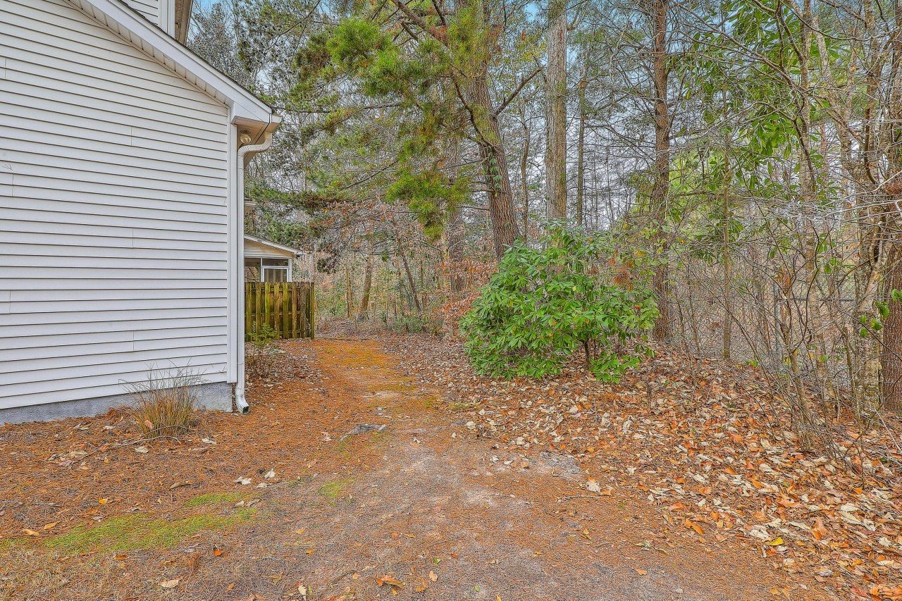 127 Steeple Point Court Photo 31