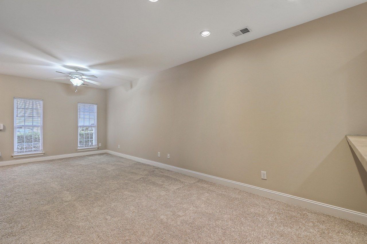 127 Steeple Point Court Photo 7