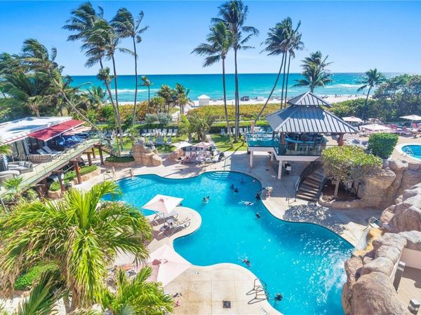 5225 Collins Ave, Unit 501, Miami Beach, FL 33140