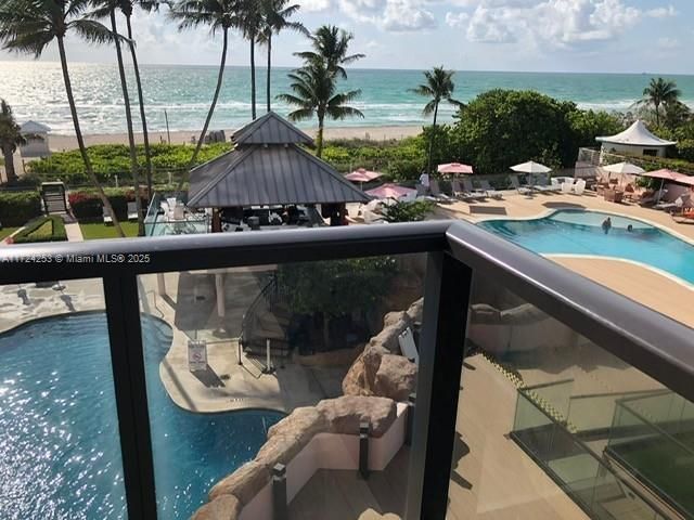 5225 Collins Ave, Unit 501, Miami Beach, FL 33140 Photo