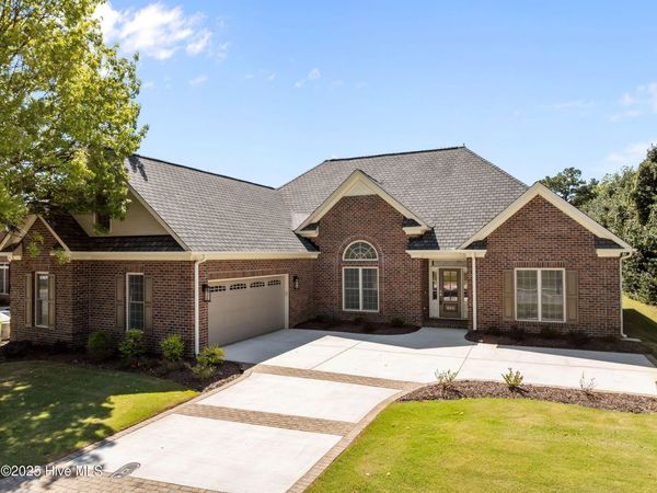 305 Jack Place, Winterville, NC 28590