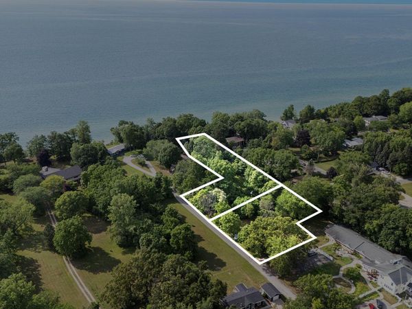 1574 M63, Benton Harbor, MI 49022