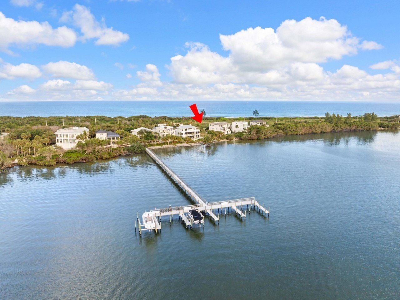 7671 Pelican Pointe Drive, Jensen Beach, FL 34957 Photo