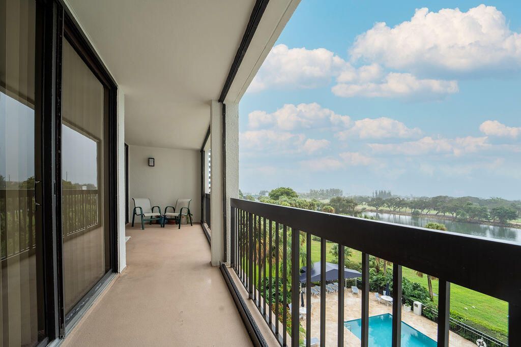 356 Golfview Road, Unit 505, North Palm Beach, FL 33408 Photo