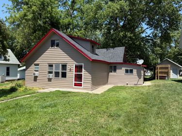 405 2ND Street, GRISWOLD, IA 51535