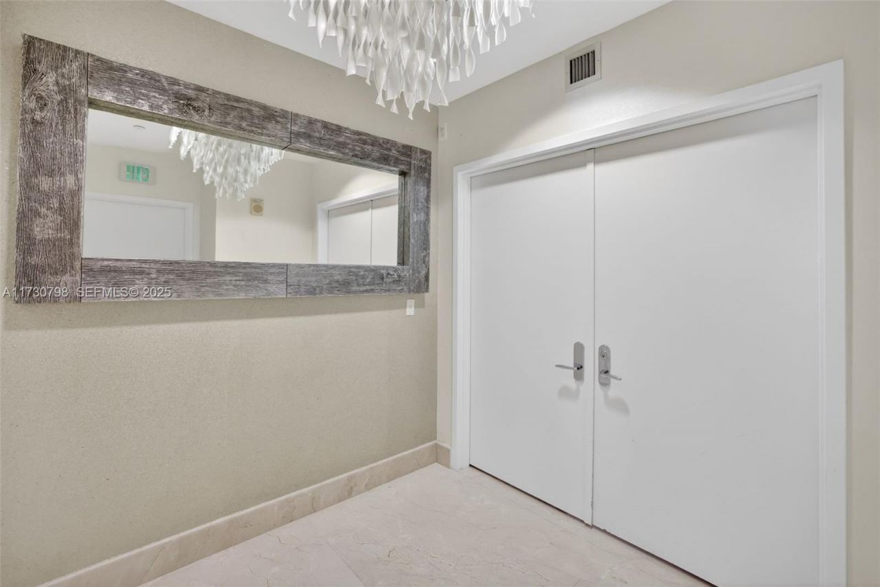 17121 Collins Ave, Unit 3905, Sunny Isles Beach, FL 33160 Photo