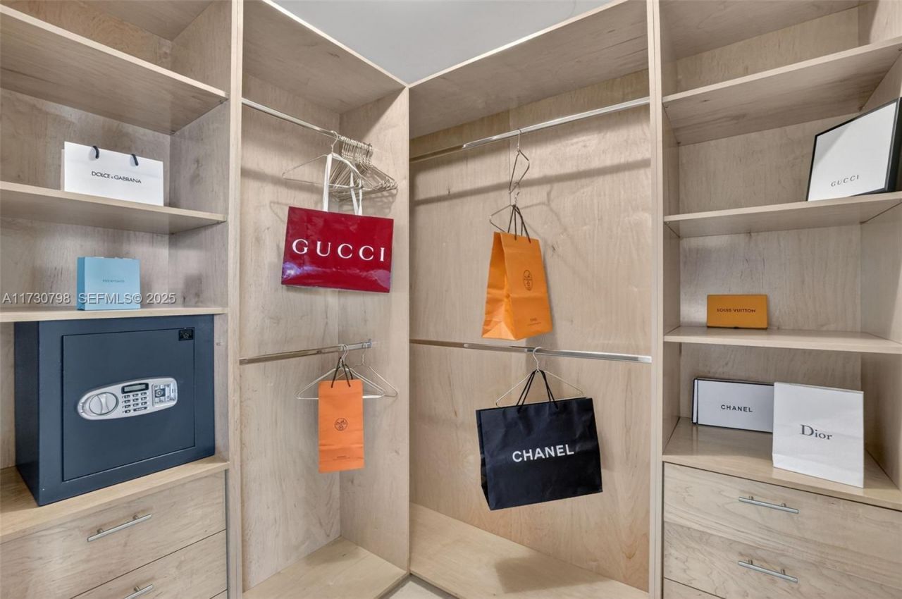 17121 Collins Ave, Unit 3905, Sunny Isles Beach, FL 33160 Photo